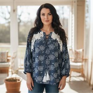 LOFT Crochet Lace Appliqué Blouse 100% Rayon Lightweight Floral Tassel Top XL